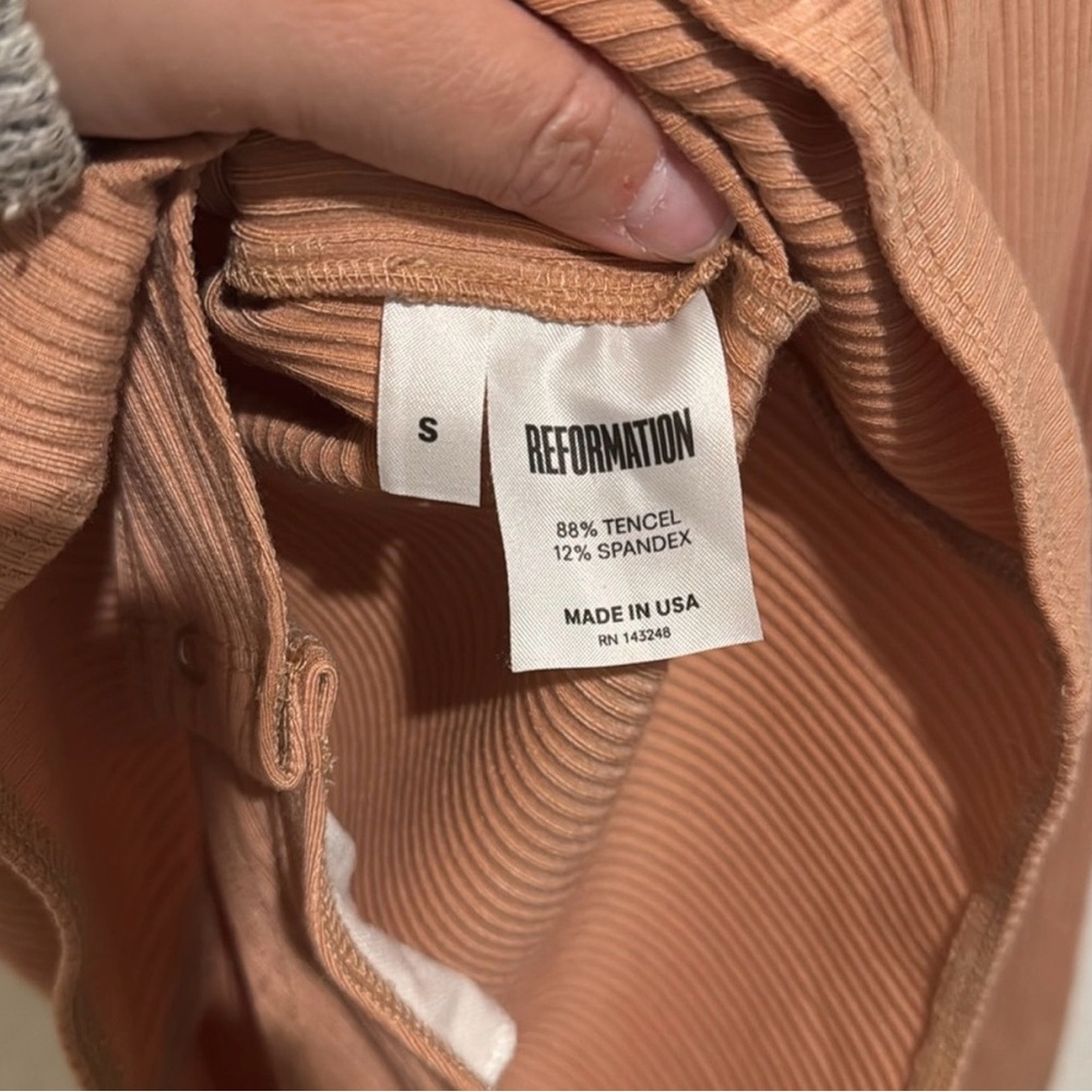 Reformation Ribbed Tan Bodysuit - Picture 4 of 6